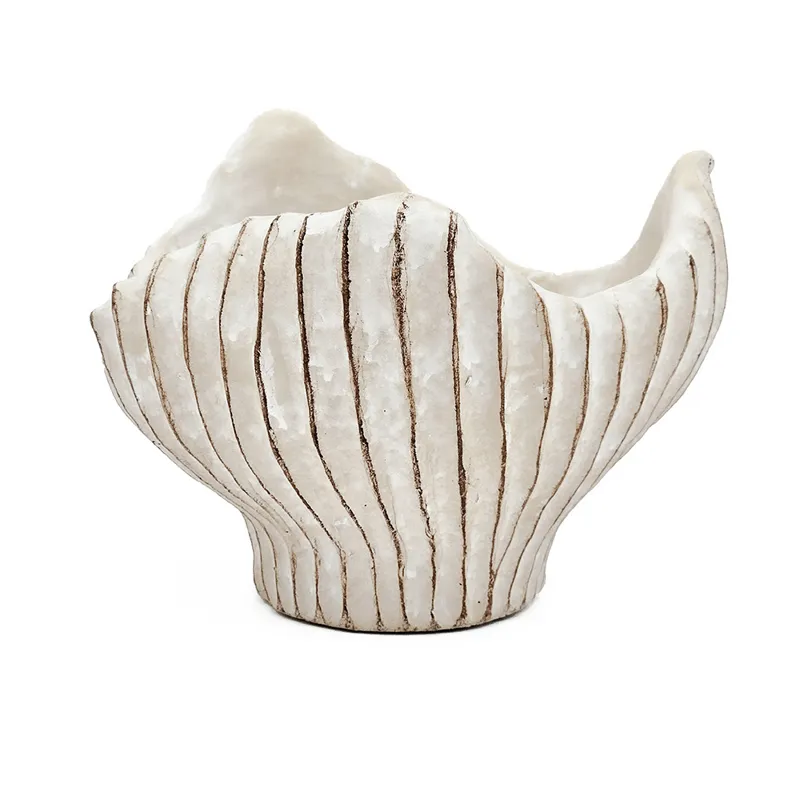 Sand &amp; Cement Clam Shell Planter w/Textured Beige Finish