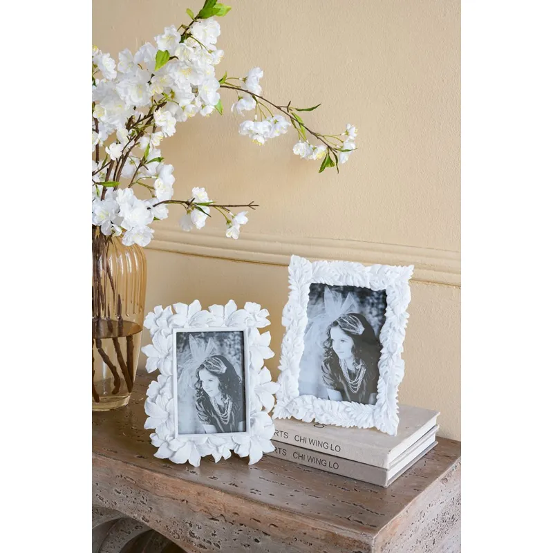 4X6 White Flower Photo Frame