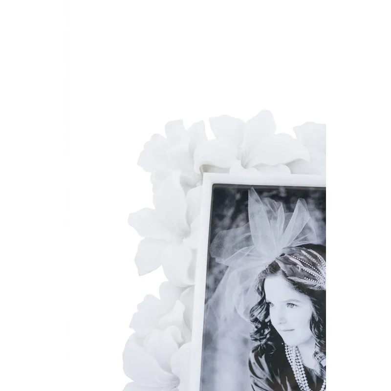 4X6 White Flower Photo Frame