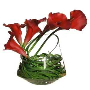 Calla Lilly/Grass in Glass Vase Beauty