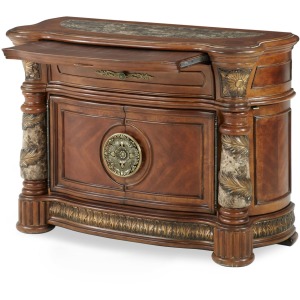 Villa Valencia Bachelors Chest