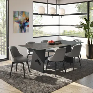 Giulia Swivel Chair