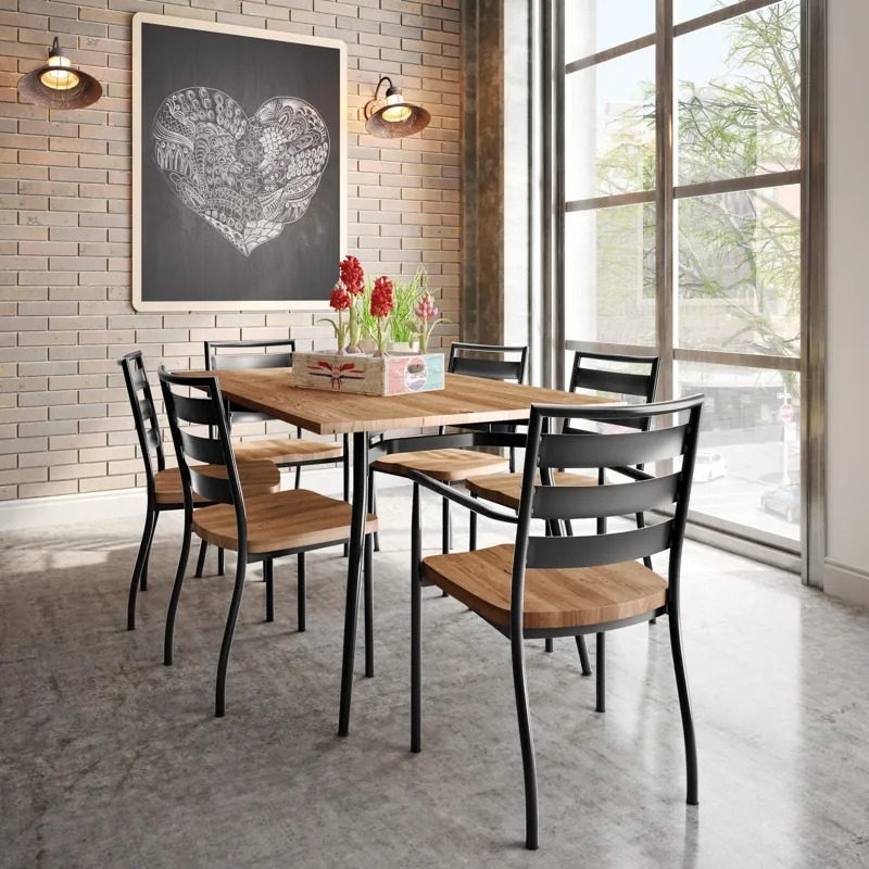 Tori Chair