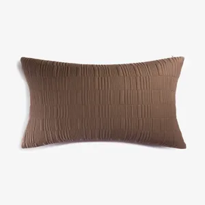 Somaya King Sham, Toffee