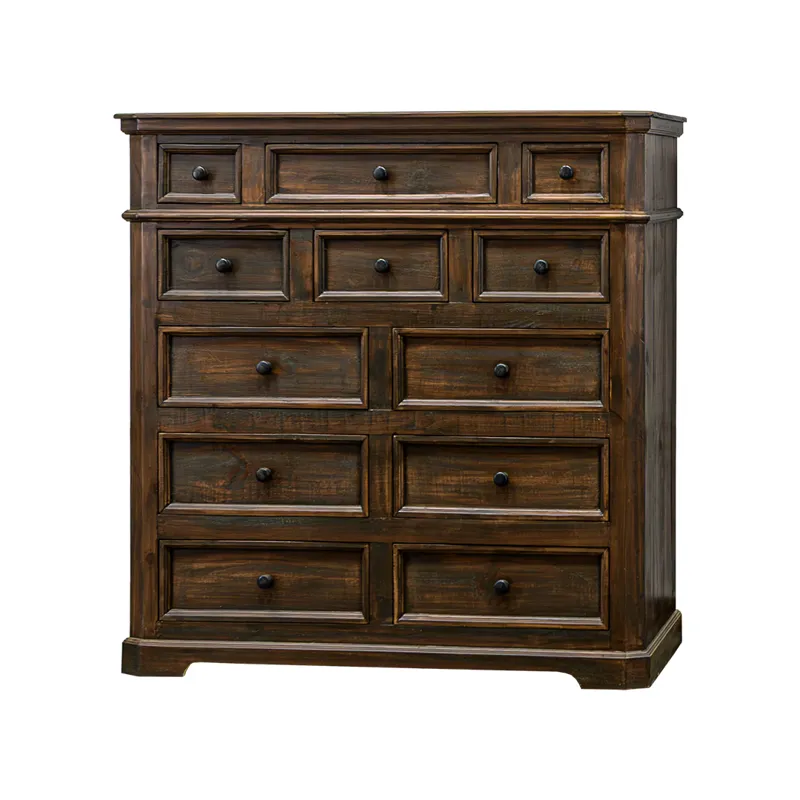 Livingston Gentlemans Chest