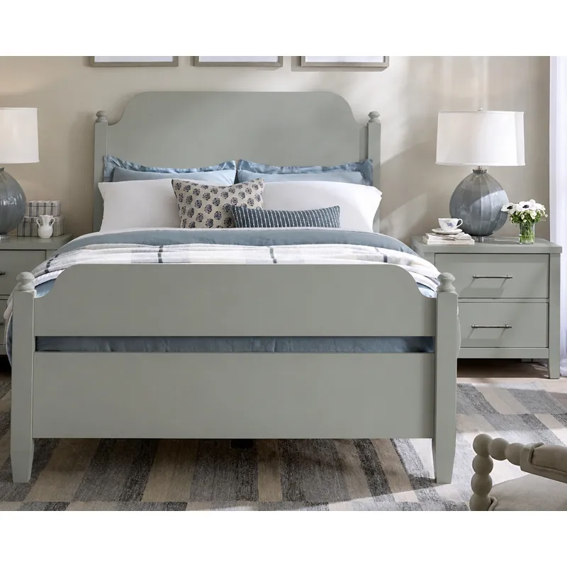 Pure Maple-Sage Poster Bed - Queen