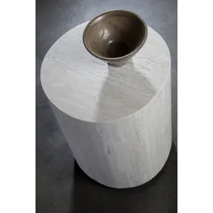 Signature Designs Cassio Round Drum Spot Table