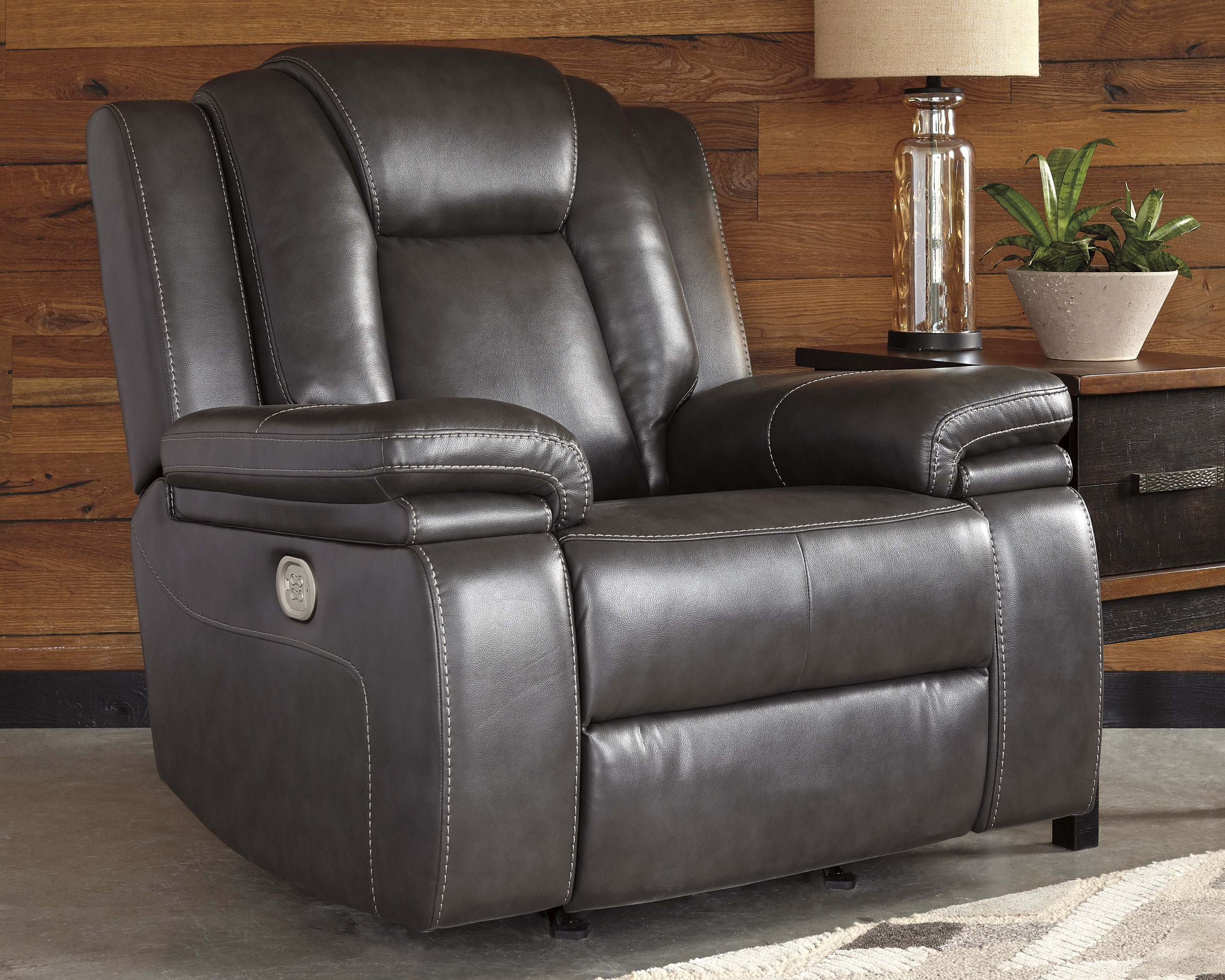 RECLINER 1910313 by Ashley Furniture at The Furniture Mall