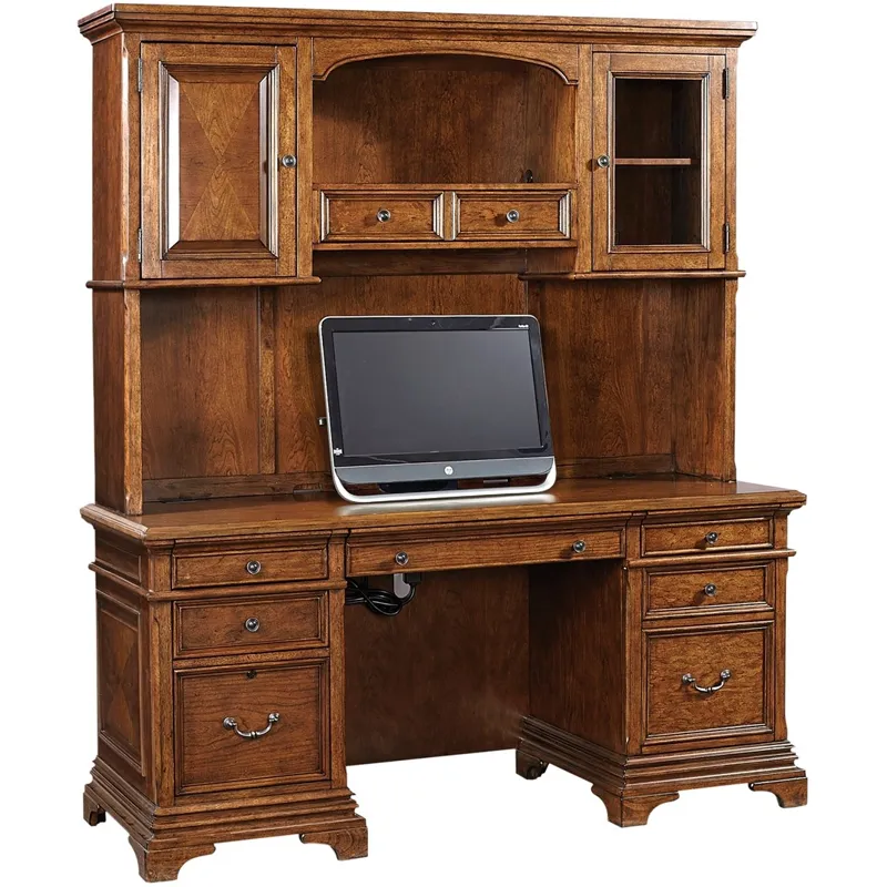 66" Hutch