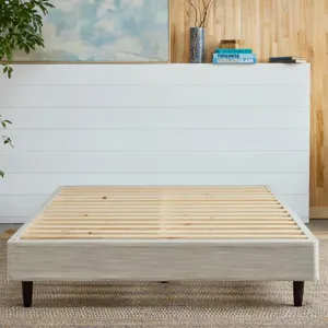 Avocado Foundation with Dark Brown Legs