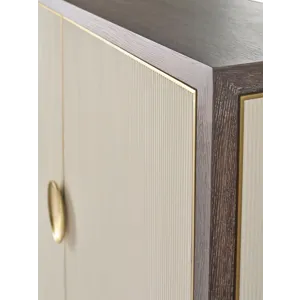 As Shown: Obsidian with Cloud and Bronzino