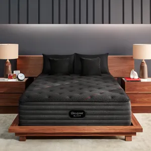 01_BRB22_Black_C-Class_PL_Room_Front_Pillows_2000x2000.jpg