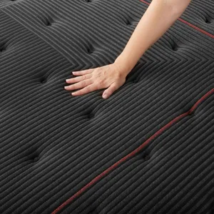 13_BRB22_BLACK_C-CLASS_MD_PL_DETAIL_TOP_PANEL_HAND_2000x2000.jpg