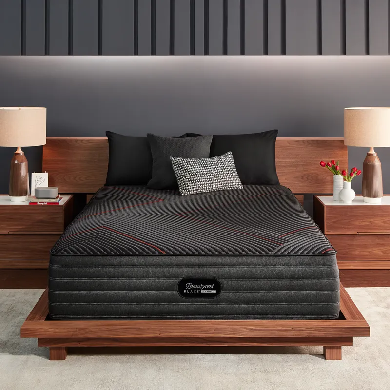 01_BR22_Black_Hybrid_C-Class_MD_Room_Front_Pillows_2000x2000.jpg