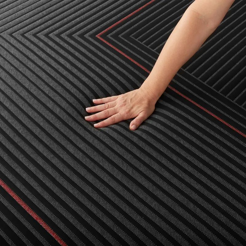 14_BR22_Black_Hybrid_C-Class_MD_PL_Detail_Top_Panel_Hand_2000x2000.jpg
