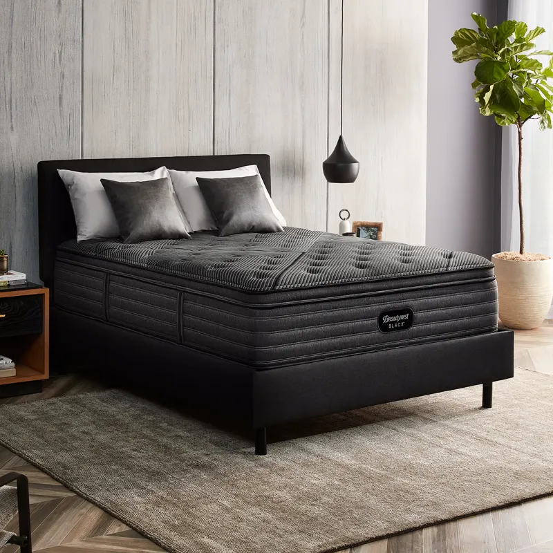 06_BRB22_Black_L-Class_PLPT_Room_Angle_Pillows_2000x2000.jpg