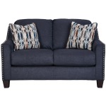 Creeal Heights Loveseat