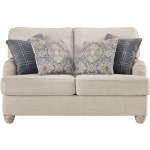 Traemore Loveseat