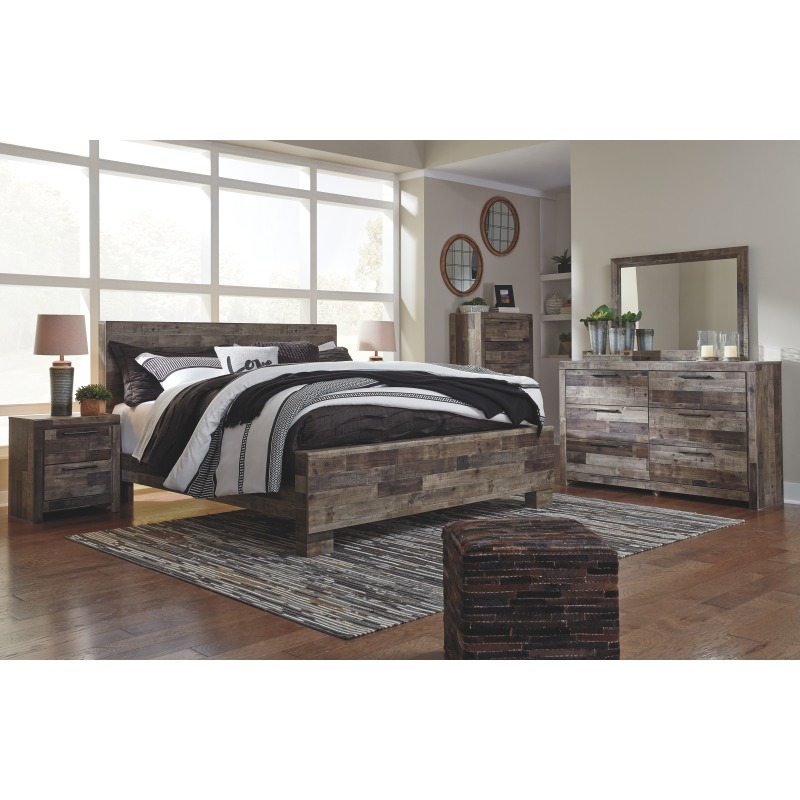 Derekson King Panel Bed