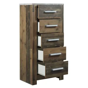 Chadbrook Narrow Chest