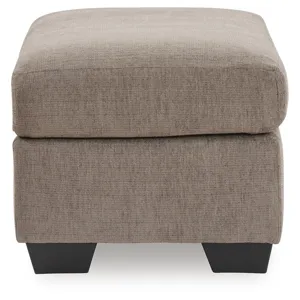 Loreo Ottoman