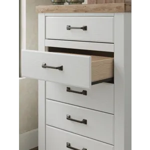 Savonport Chest of Drawers