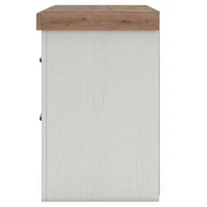 Savonport Nightstand