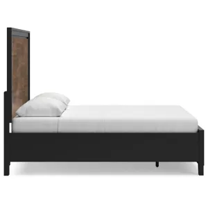 Kraeburn Queen Panel Storage Bed, Dresser and Mirror