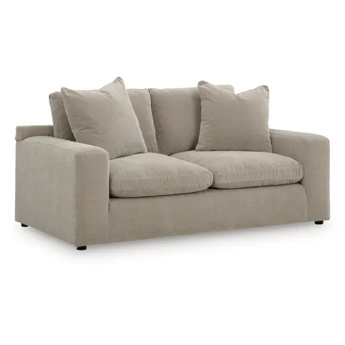 Maxton Heights Loveseat