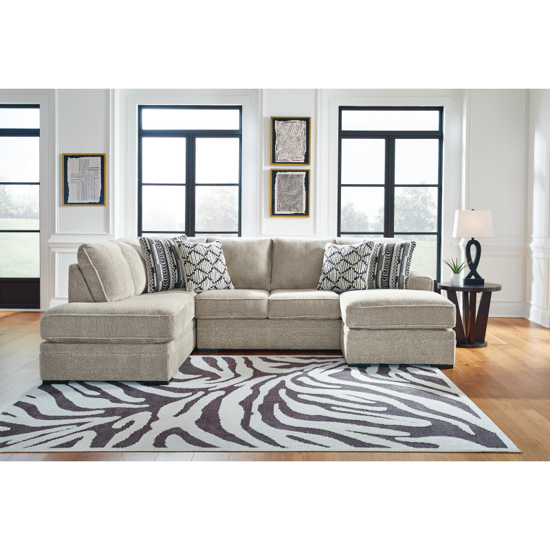 Calnita 2Piece Sectional with Chaise 20502S2 by Benchcraft at Bruce