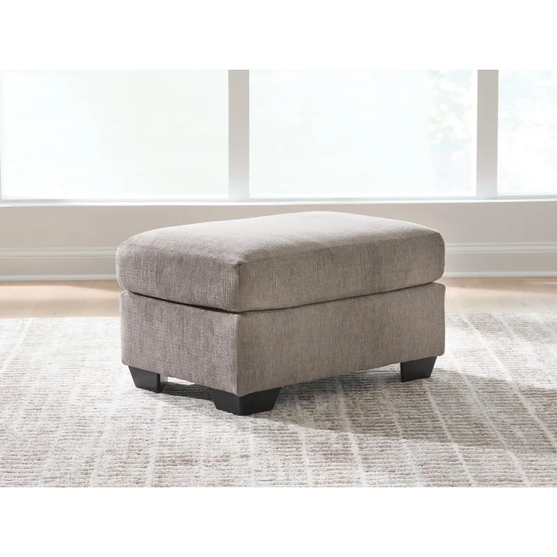 Loreo Ottoman