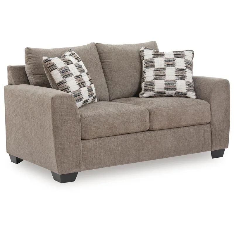 Loreo Loveseat