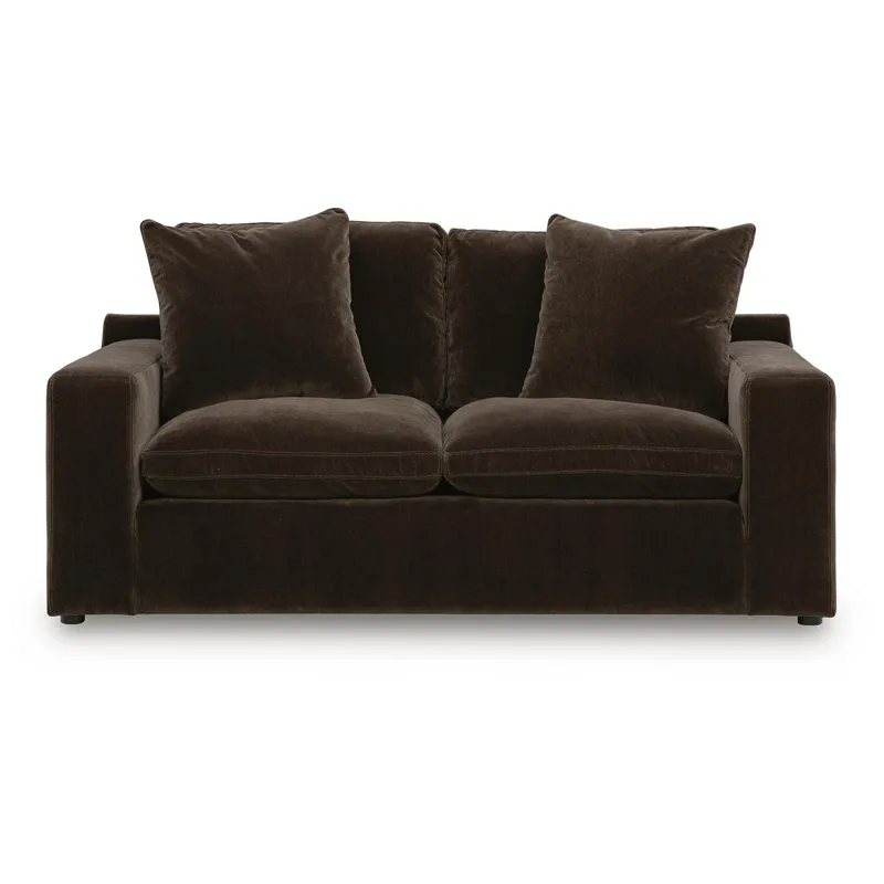 Maxton Heights Loveseat