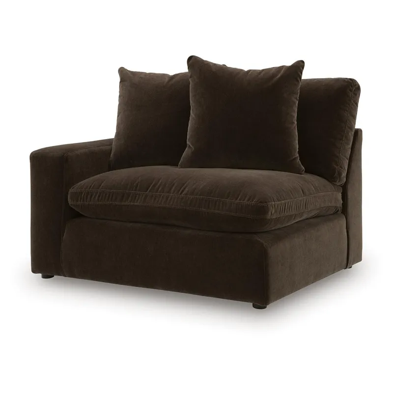 Maxton Heights Left-Arm Facing Corner Chair