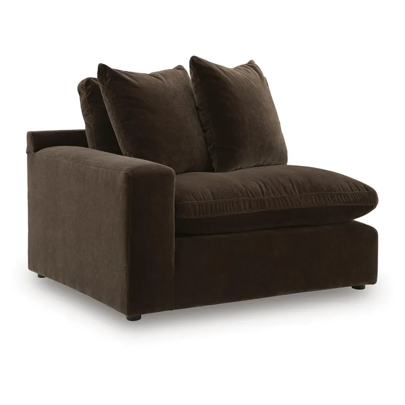 Maxton Heights Left-Arm Facing Corner Chair