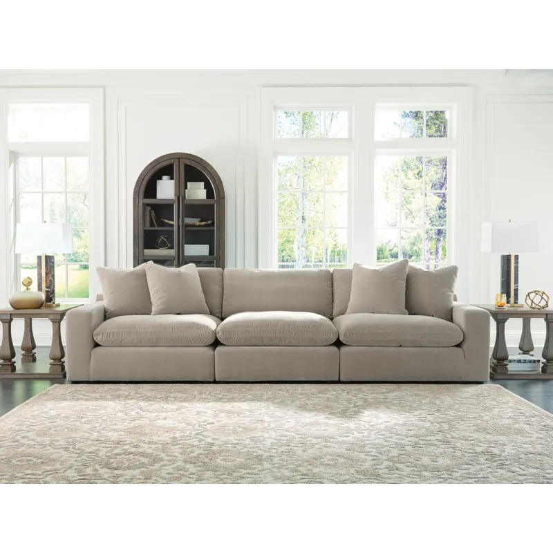 Maxton Heights 3-Piece Sectional Sofa