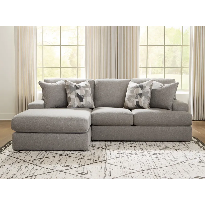 Lindon 2-Piece Sectional with Chaise