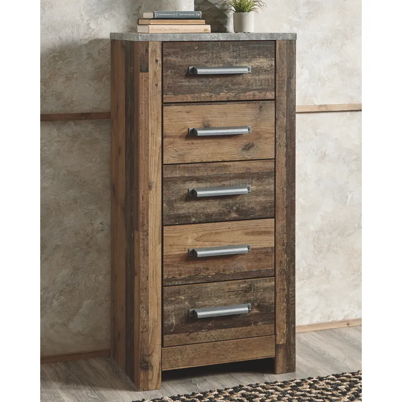 Chadbrook Narrow Chest