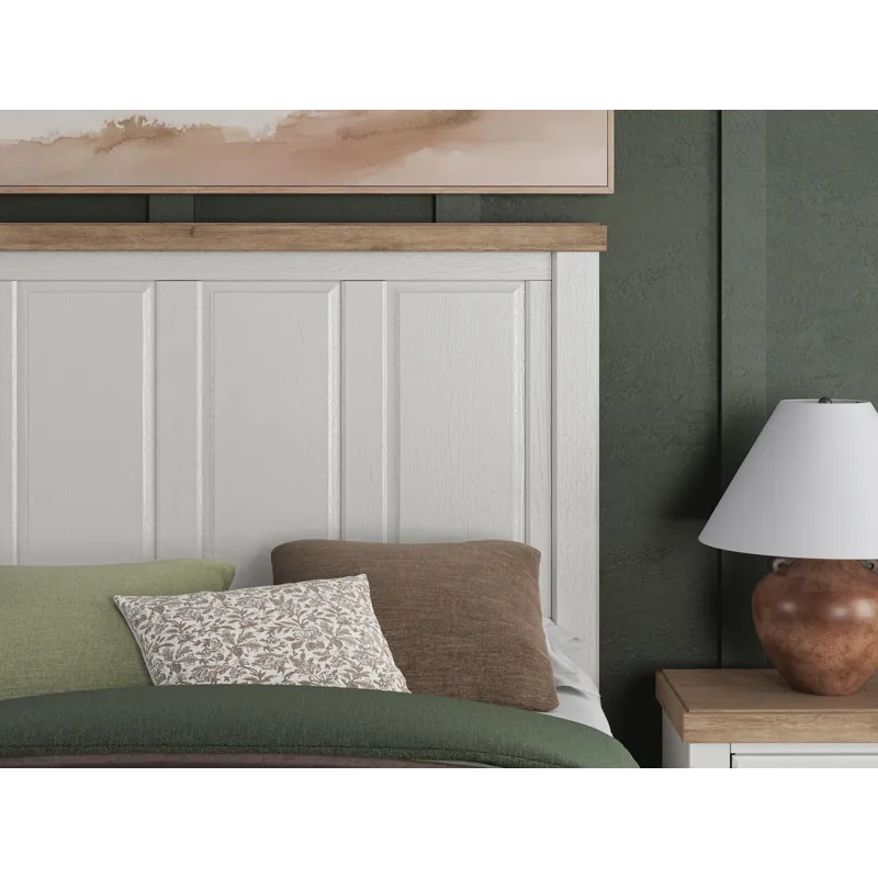Savonport Full Panel Bed