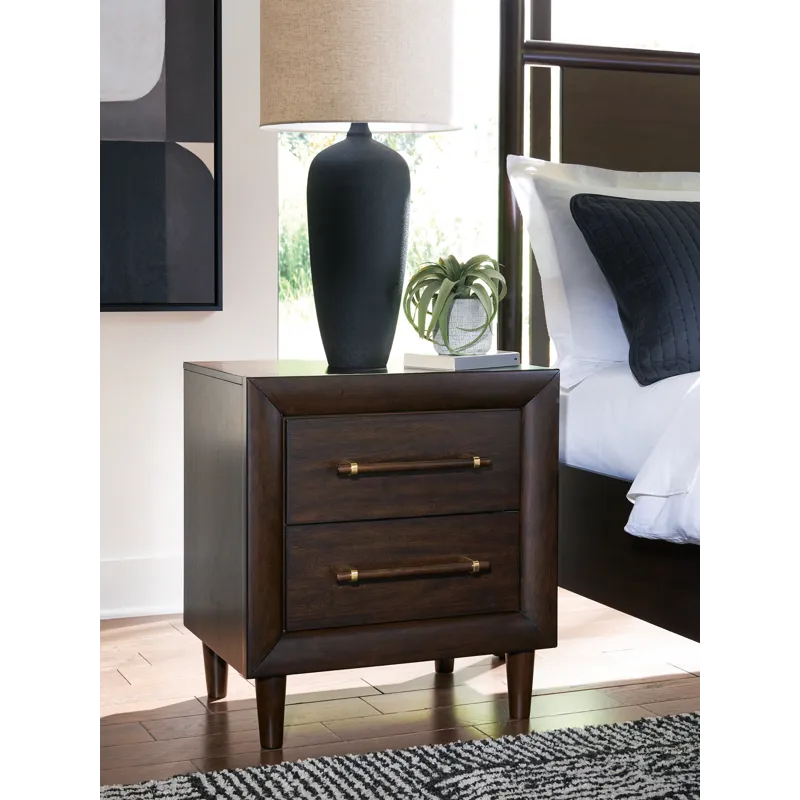 Dantenton Nightstand