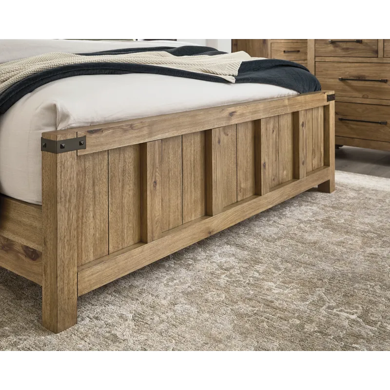 Ridgester California King Panel Bed