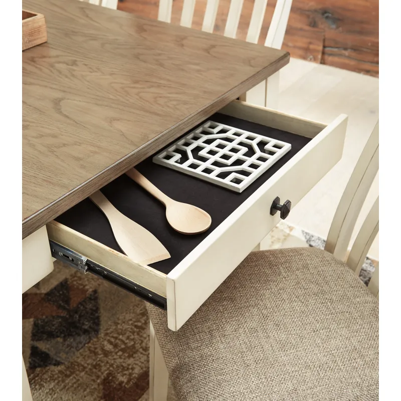 Bardilyn Dining Room Table