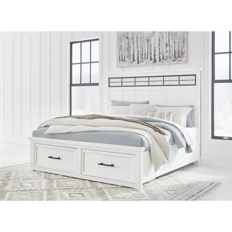 Ashbryn Queen Storage Footboard
