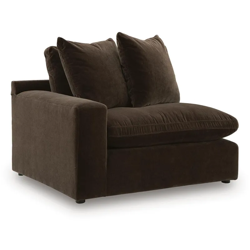 Maxton Heights 8-Piece Sectional