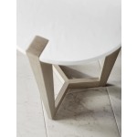 bernhardt_axiom_round_chairside_table_381-122_detail_01.jpg