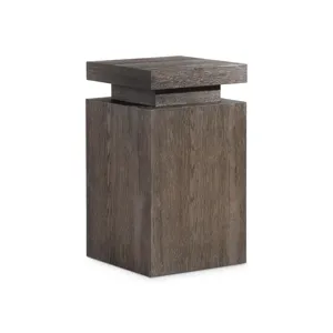 Outline Accent Table