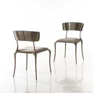Pravo Side Chair