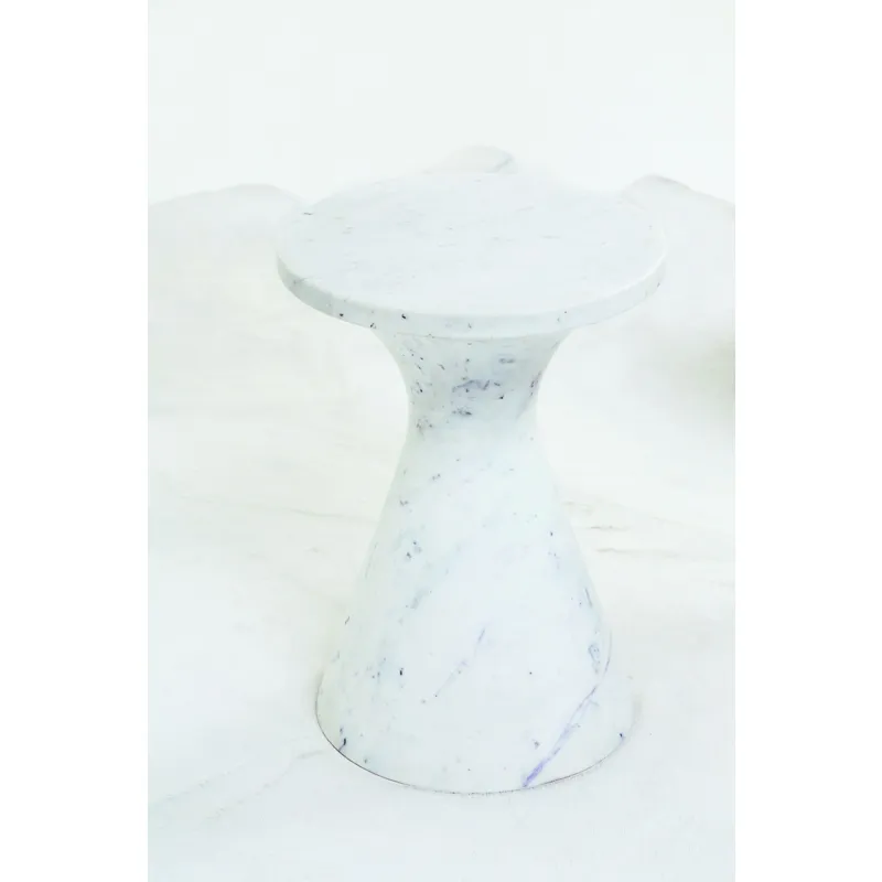 Isabelle Accent Table