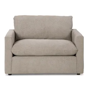 Knumelli Stationary Chair