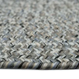 Sea Glass Smoky Quartz Oval Rug - 1\'8\" x 2\'6\"